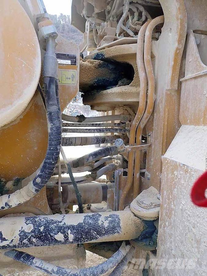 CAT 988K Pás carregadoras de rodas