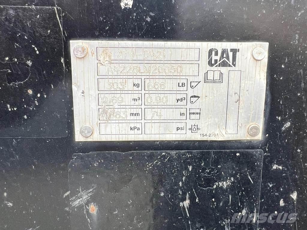 CAT 226D Carregadoras de direcção deslizante