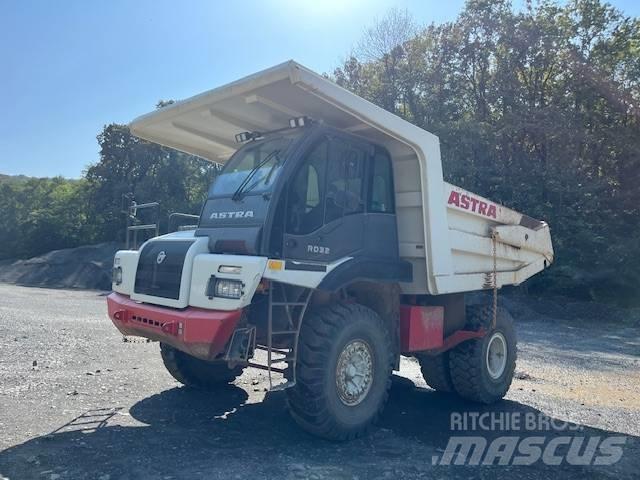 Astra RD 32 Camiőes dumper basculantes rígidos