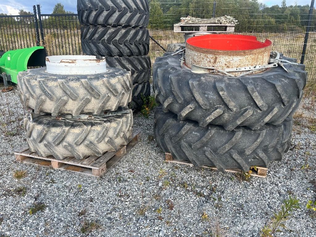 CLAAS Arion 640 Tratores Agrícolas usados