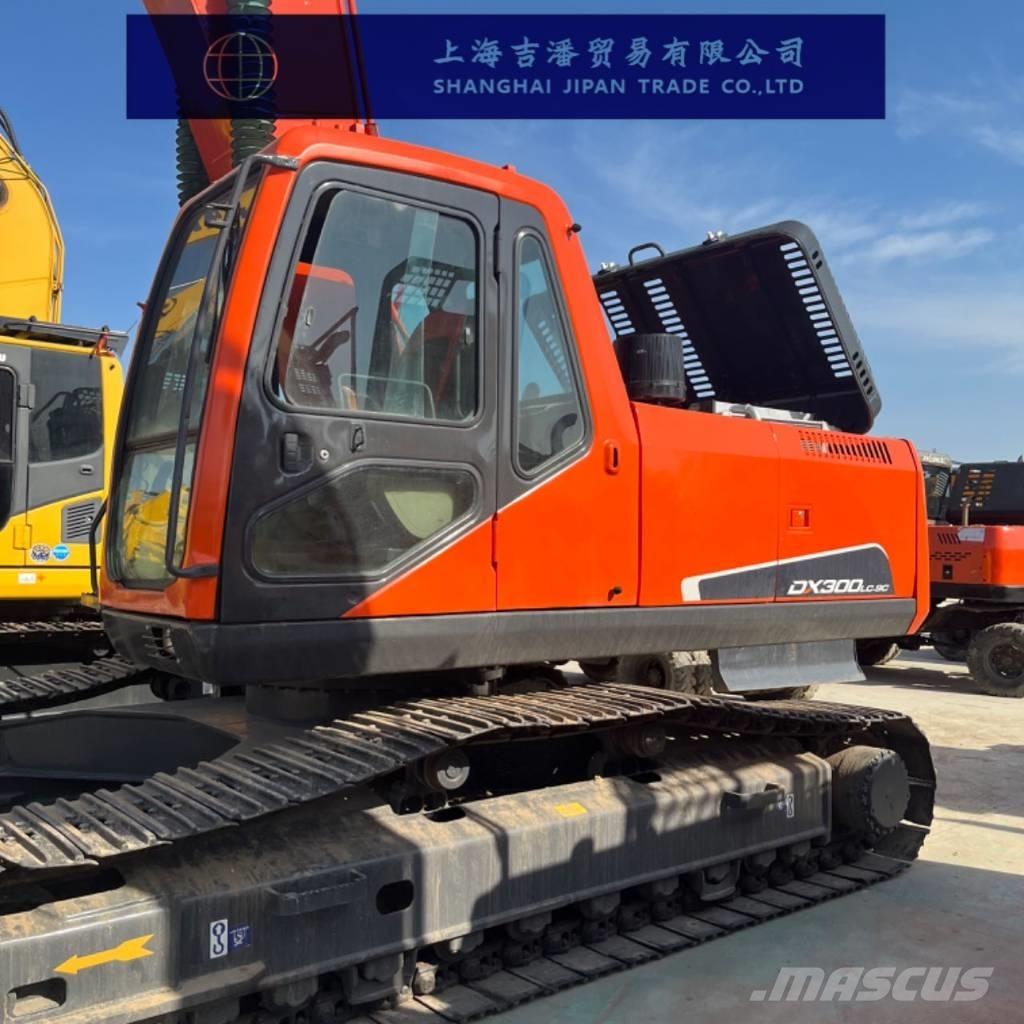 Doosan DX 300 Escavadoras de rastos