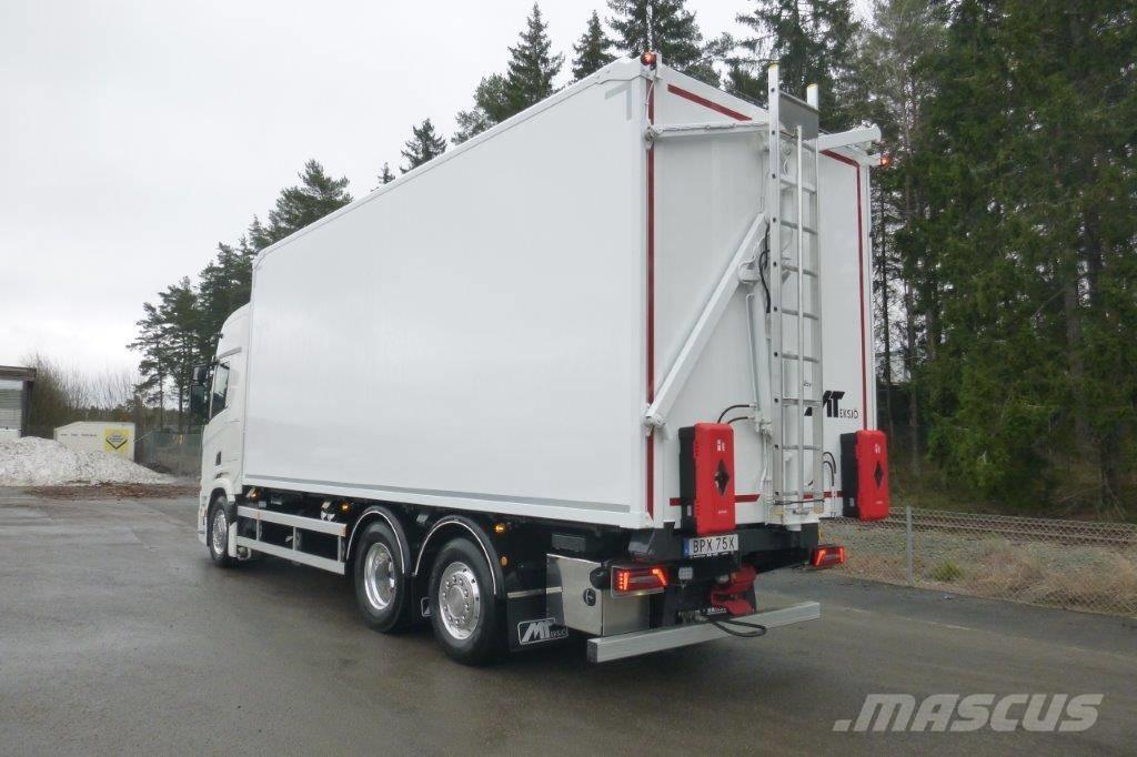 Scania R560 LB6x2*4 Camiões Transporte Estilha de Madeira