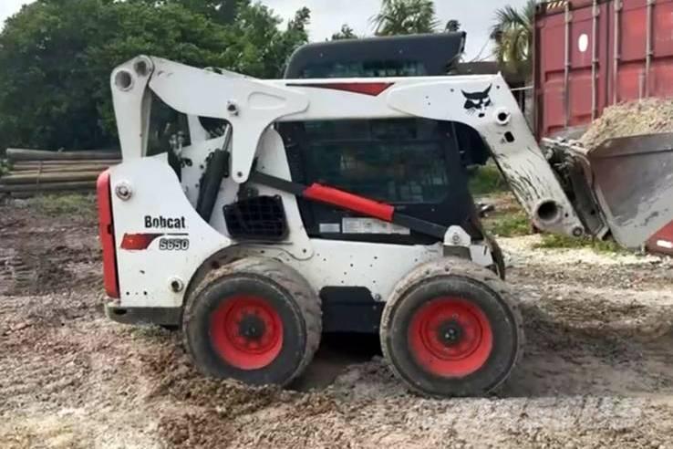 Bobcat S650 Carregadoras de direcção deslizante