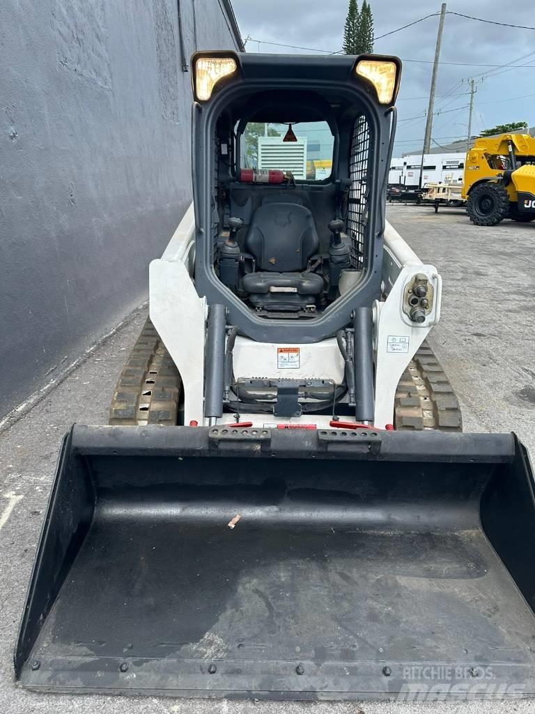 Bobcat T 550 Carregadoras de direcção deslizante