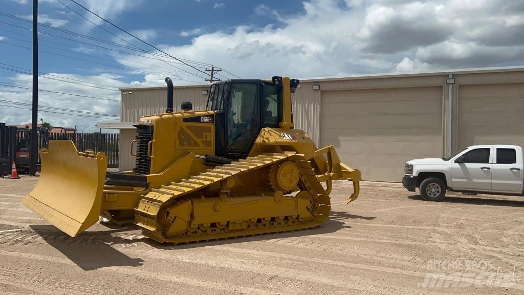 CAT D 6 N LGP Dozers - Tratores rastos