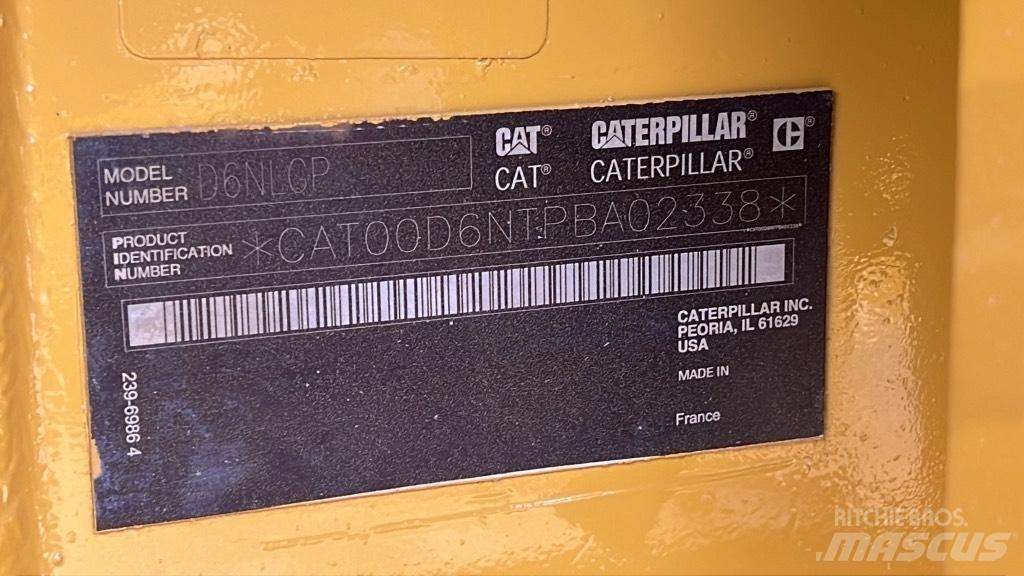CAT D 6 N LGP Dozers - Tratores rastos