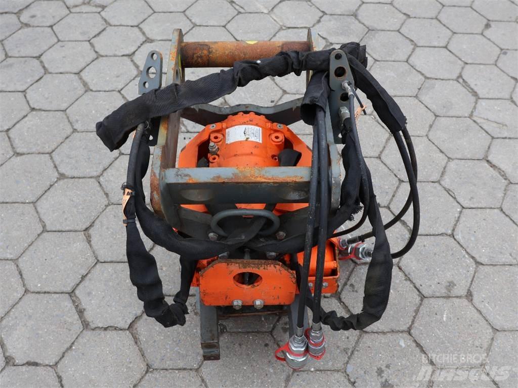  TILT ROTATOR TR07 Conectores