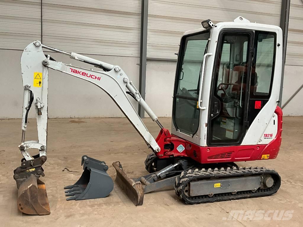 Takeuchi TB 216 Mini Escavadoras <7t