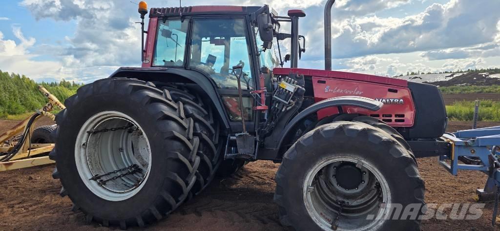 Valtra 8950 Hitec Tratores Agrícolas usados