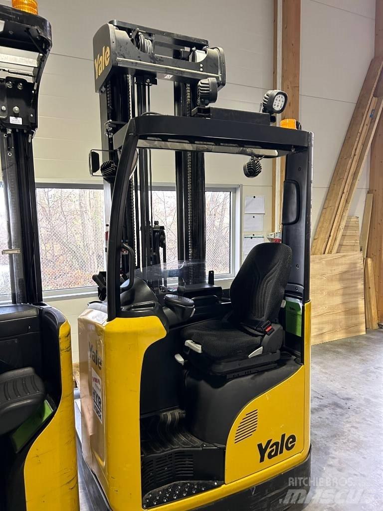 Yale MR14 Empilhadores Elevadores