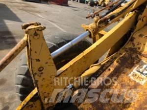 CAT 910 Pás carregadoras de rodas