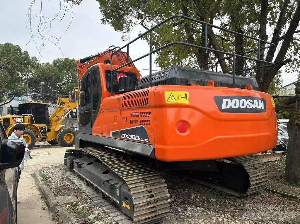 Doosan DX300LC-9c Escavadoras de rastos