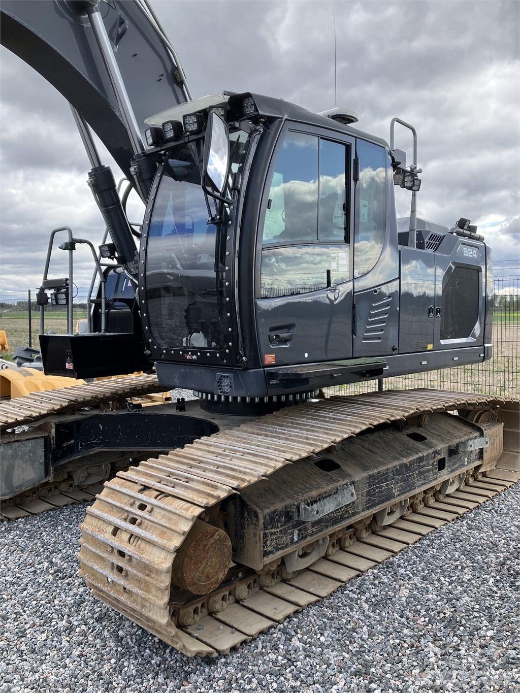 Liebherr R924 Escavadoras de rastos
