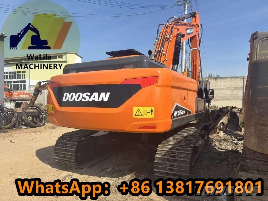 Doosan DX 225 LCA Escavadoras de rastos
