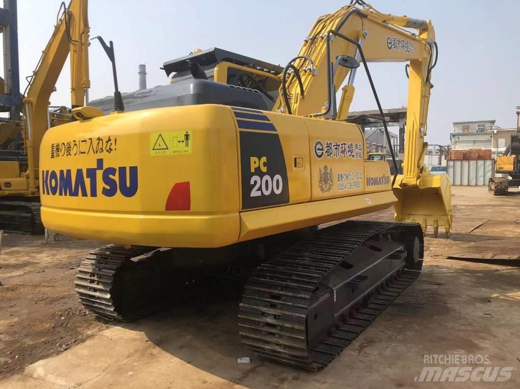 Komatsu PC 220-8 Escavadoras de rastos