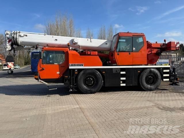 Liebherr LTM 1030-2 Gruas Todo terreno