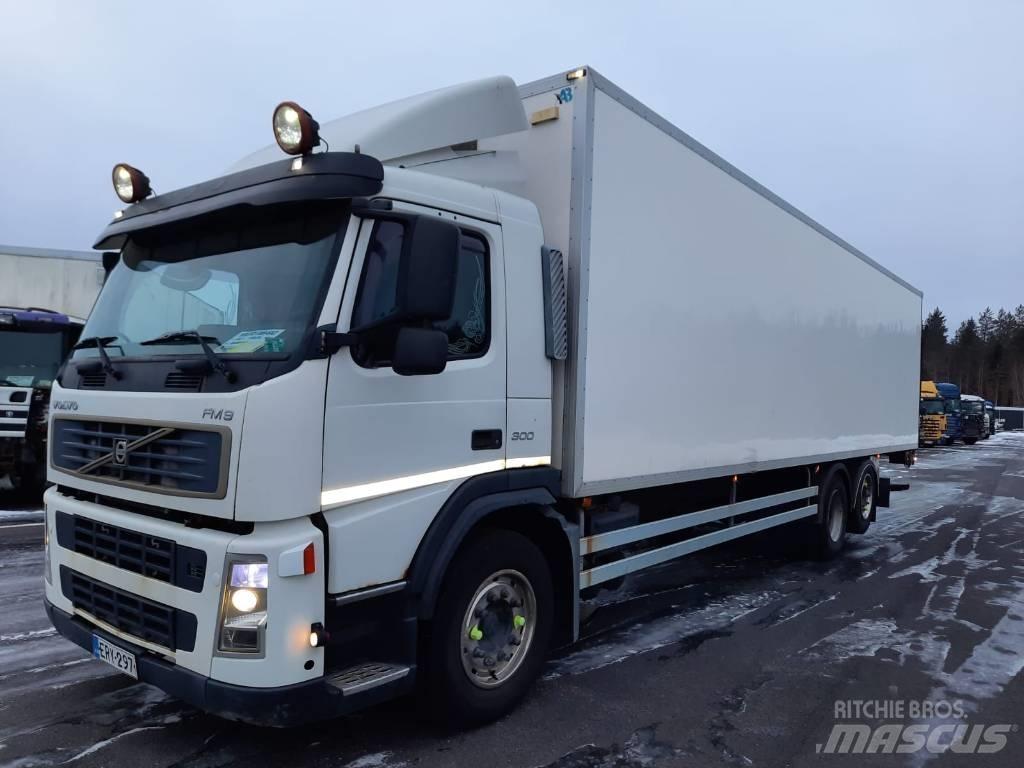 Volvo FM 9 300 Camiões de caixa fechada