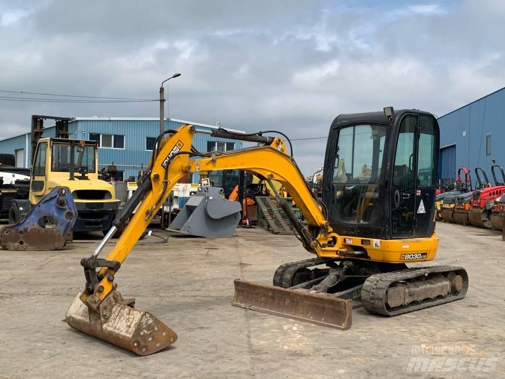 JCB 8030 ZTS Mini Escavadoras <7t