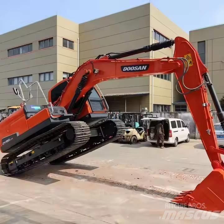 Doosan DX150 Escavadoras de rastos