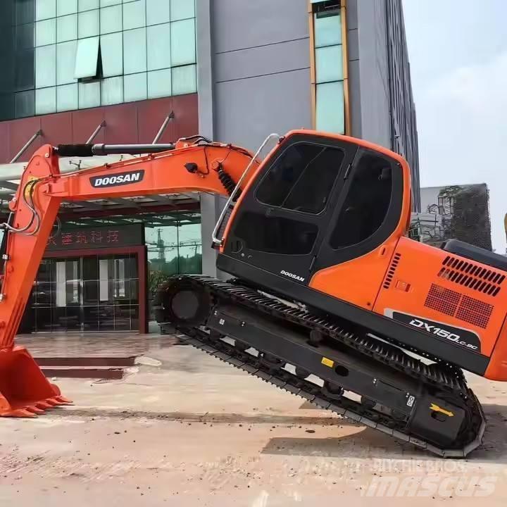 Doosan DX150 Escavadoras de rastos