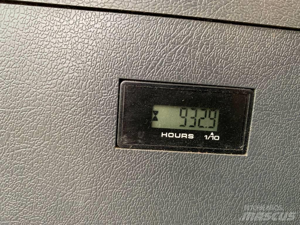 Hyundai HX 220 L Escavadoras de rastos