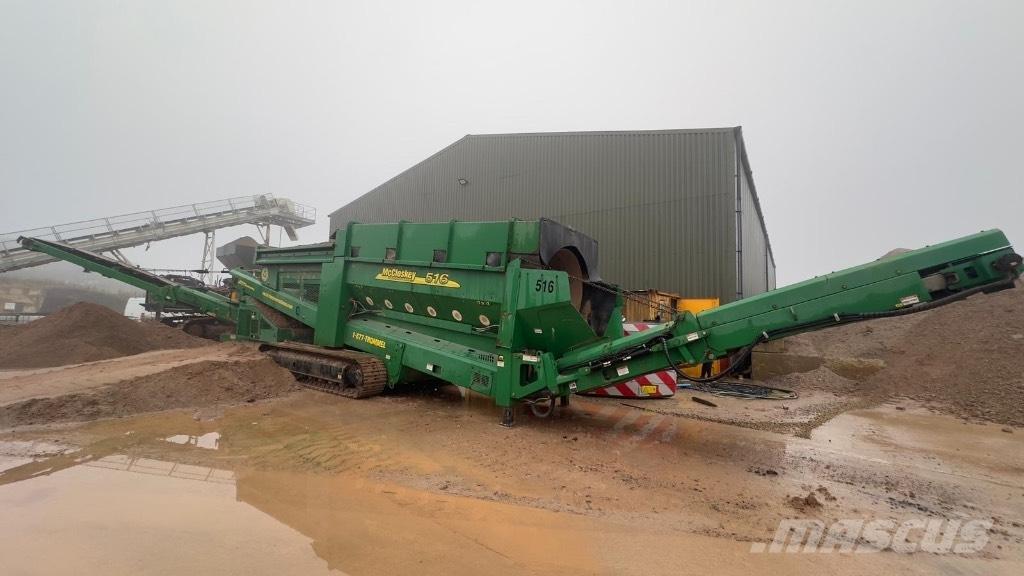McCloskey 516RT Crivos móveis