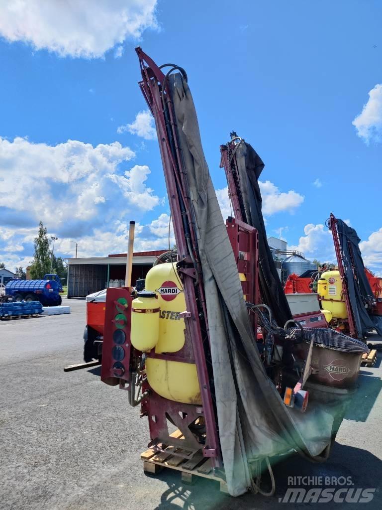 Hardi Master Twin Pulverizadores montados