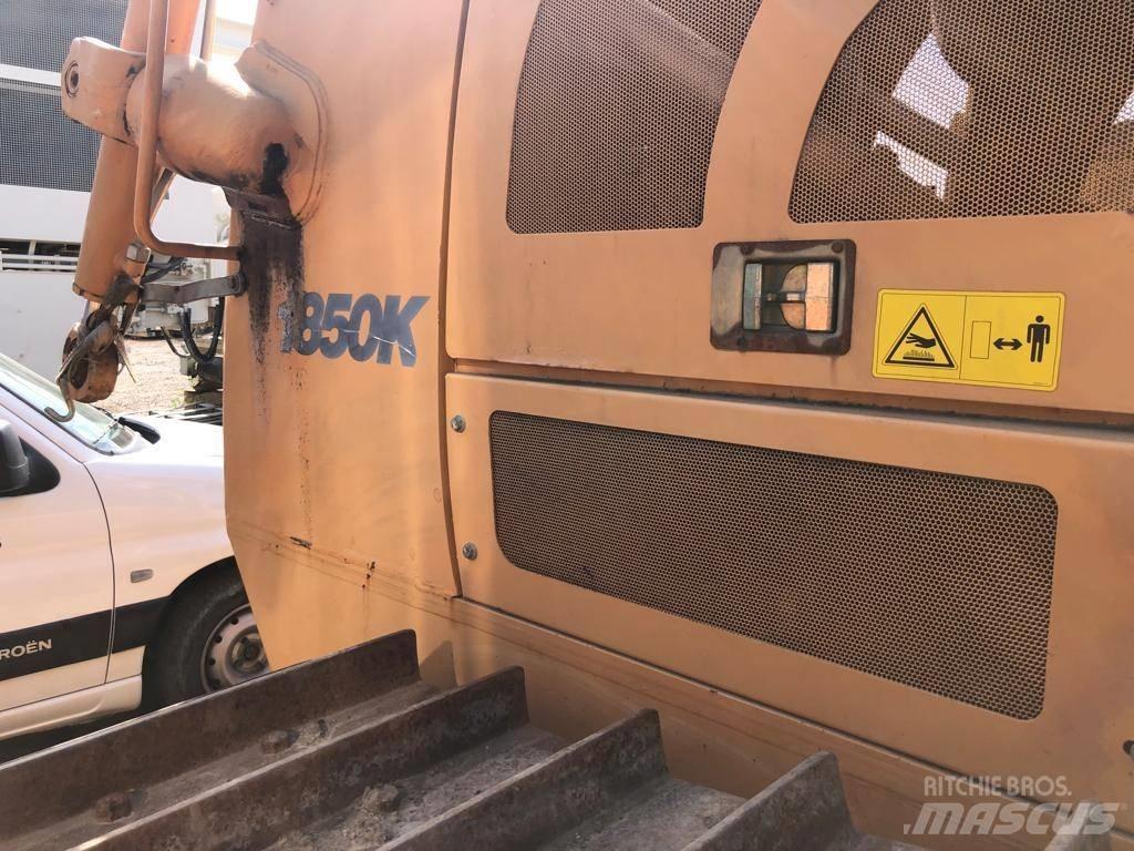 CASE 1850K Dozers - Tratores rastos