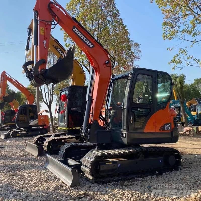 Doosan DX 60 Escavadoras de rastos