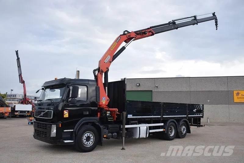 Volvo FM 330 Camiões de guincho/estrado