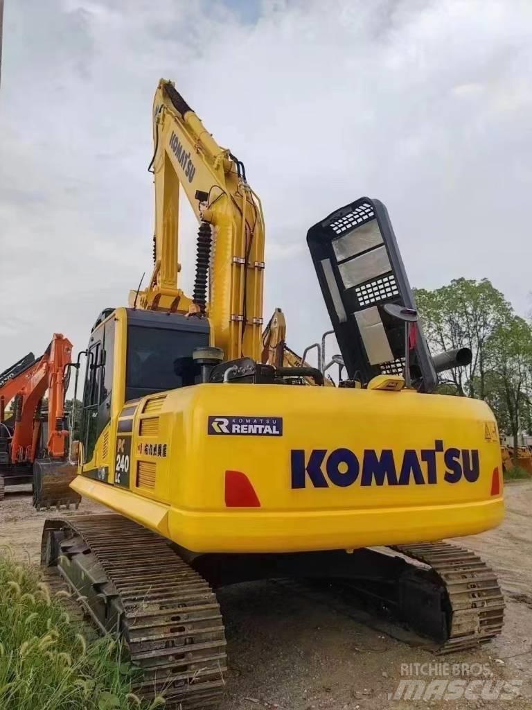 Komatsu 240LC-8 Escavadoras de rastos