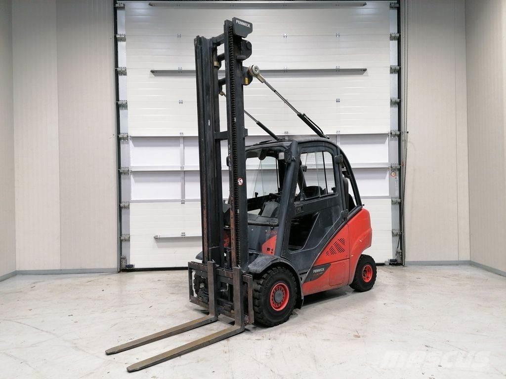 Linde H30T-02 Empilhadores a gás