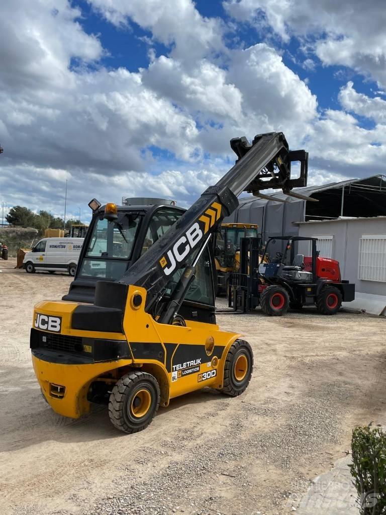 JCB TLT 30 D Manipuladores telescópicos
