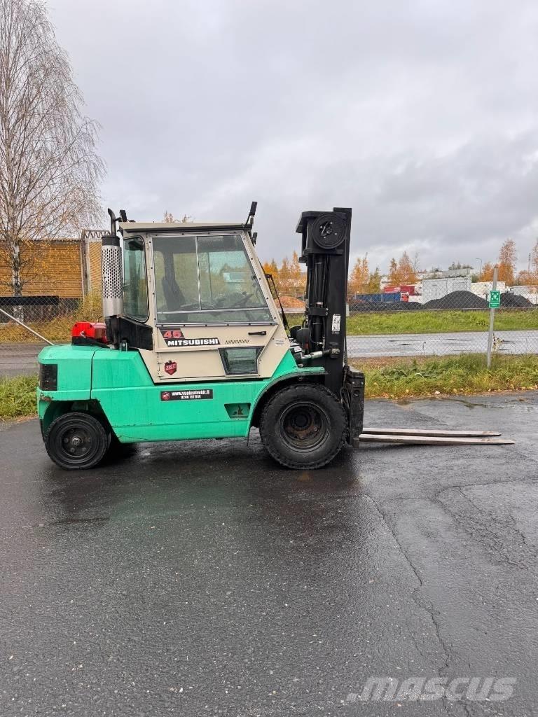 Mitsubishi FD 45 Empilhadores Diesel