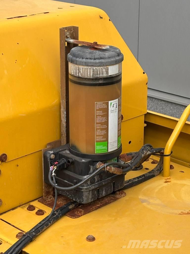 CAT 352 Escavadoras de rastos