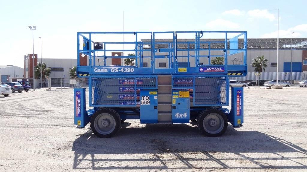Genie GS 4390 RT Elevadores de tesoura