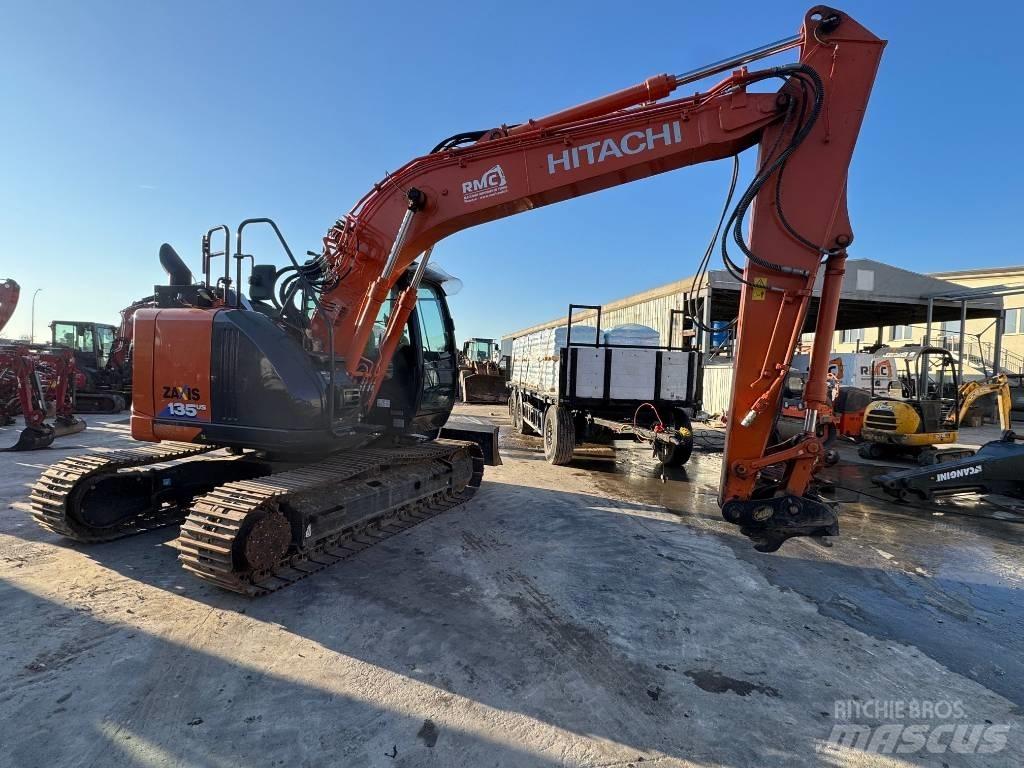 Hitachi ZX 135 US-6 Escavadoras de rastos