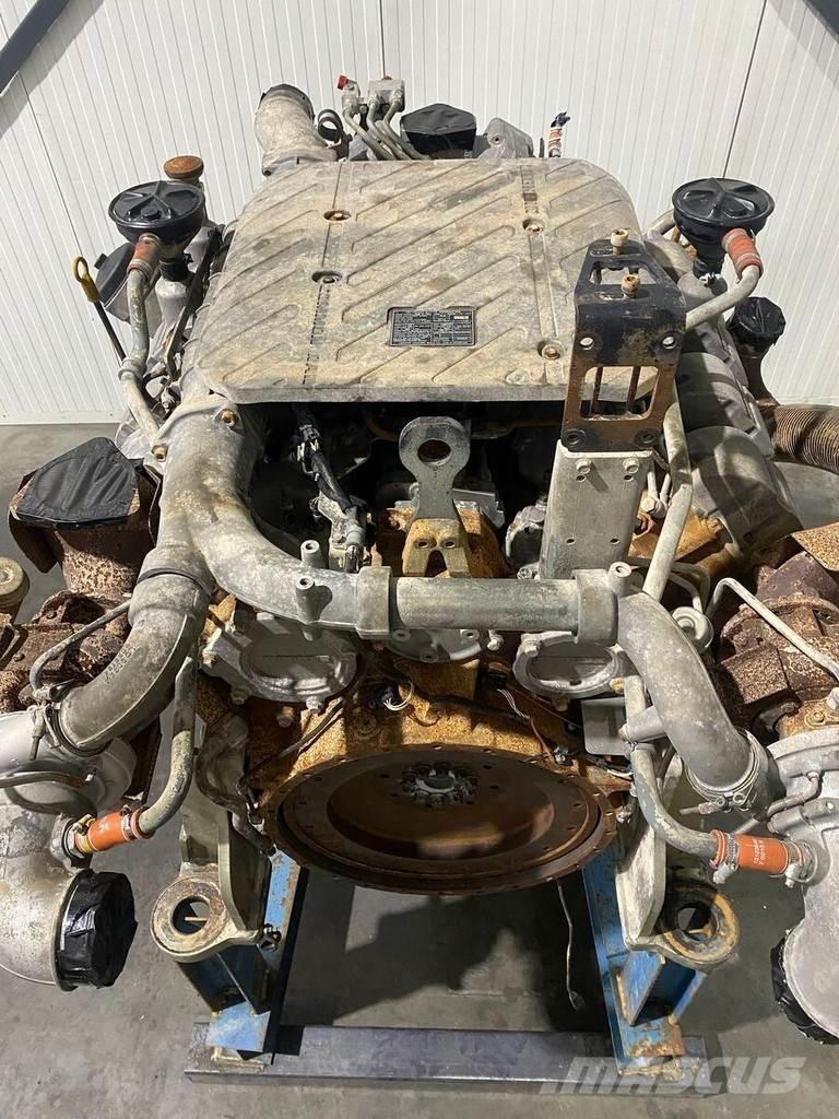 Liebherr D9508 A7 Motores