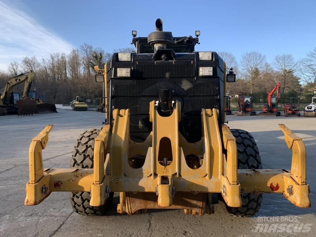 CAT 140 M 3 Motoniveladoras