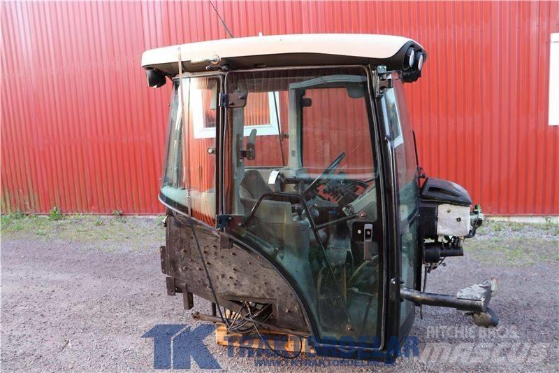 CLAAS 840 Cabines e interior
