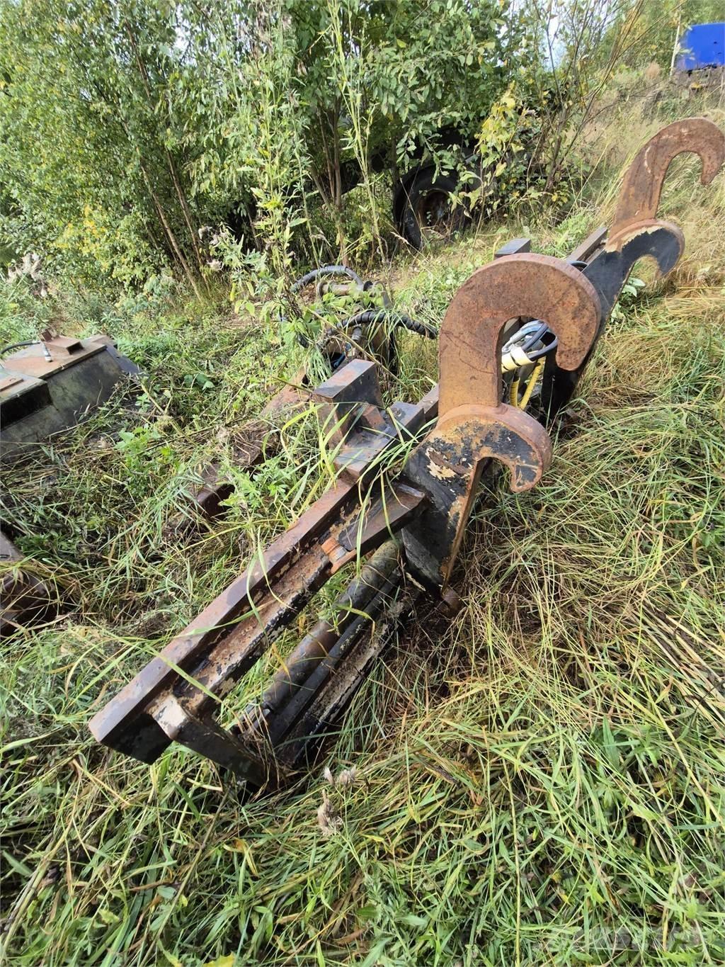  Trukkipiikit 8T Forquilhas