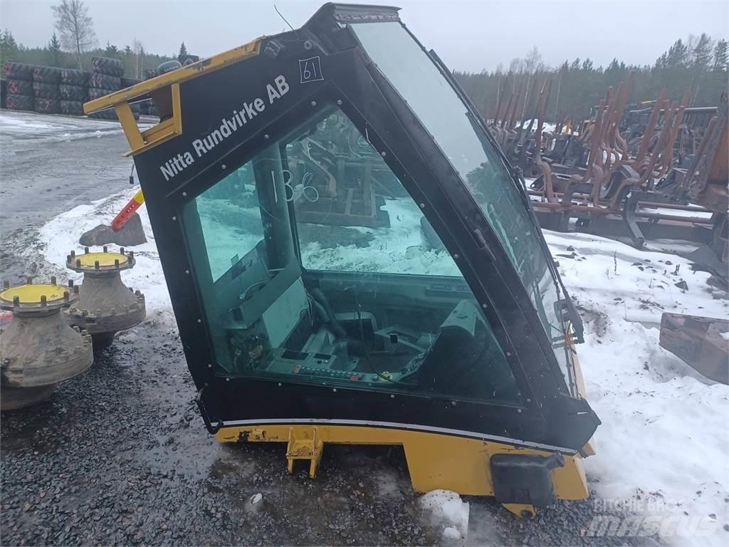 Eco Log 590d Cabines e interior