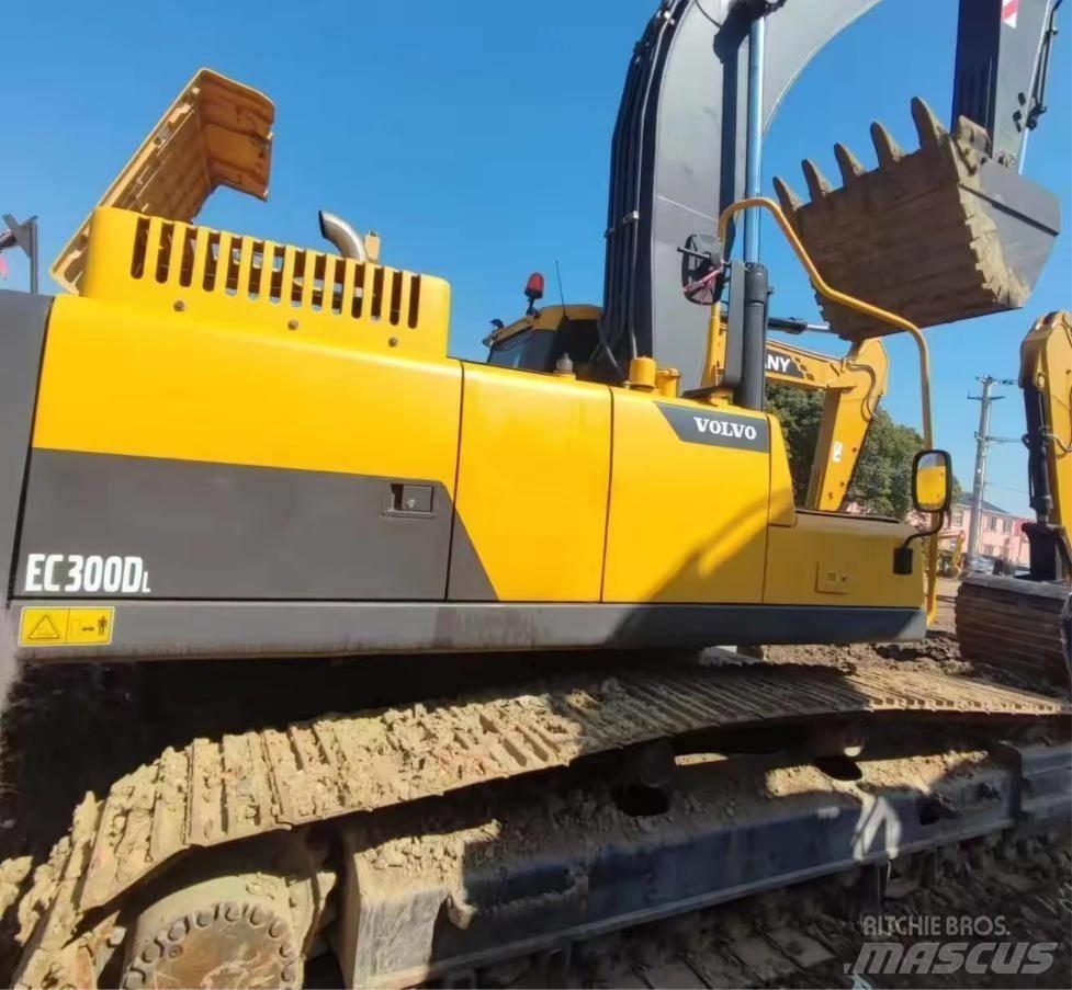 Volvo EC 300 D L Escavadoras de rastos