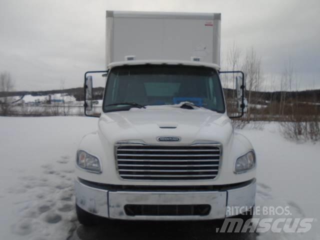 Freightliner M 106 Camiões de caixa fechada