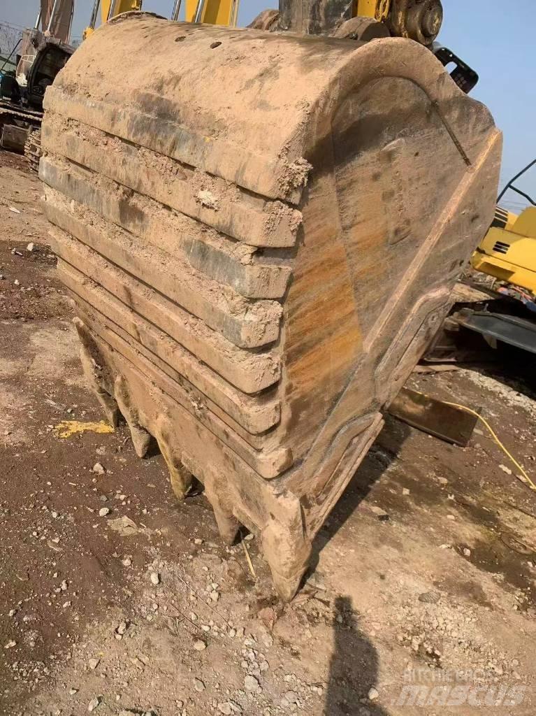 Komatsu PC 450-8 Escavadoras de rastos