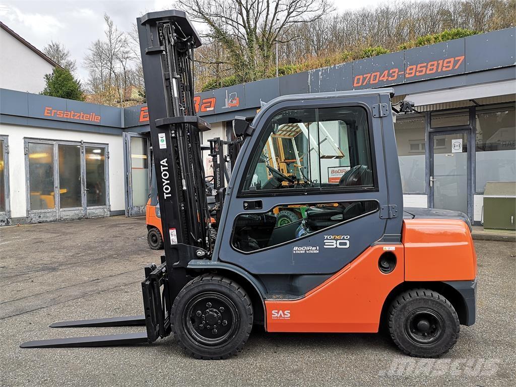 Toyota 02-8FDF30 Empilhadores Diesel