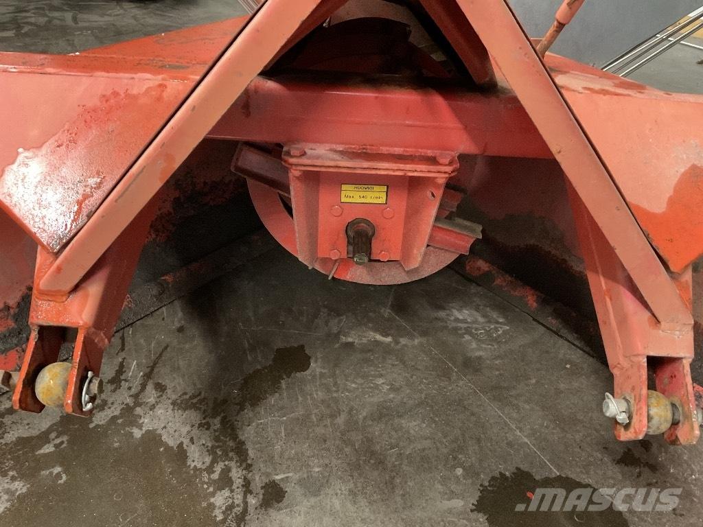 Esko 240 Lançadores de neve