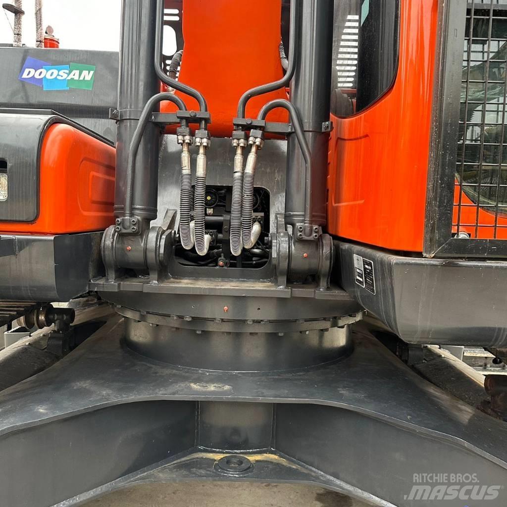 Doosan DX225LC-9C Escavadoras de rastos