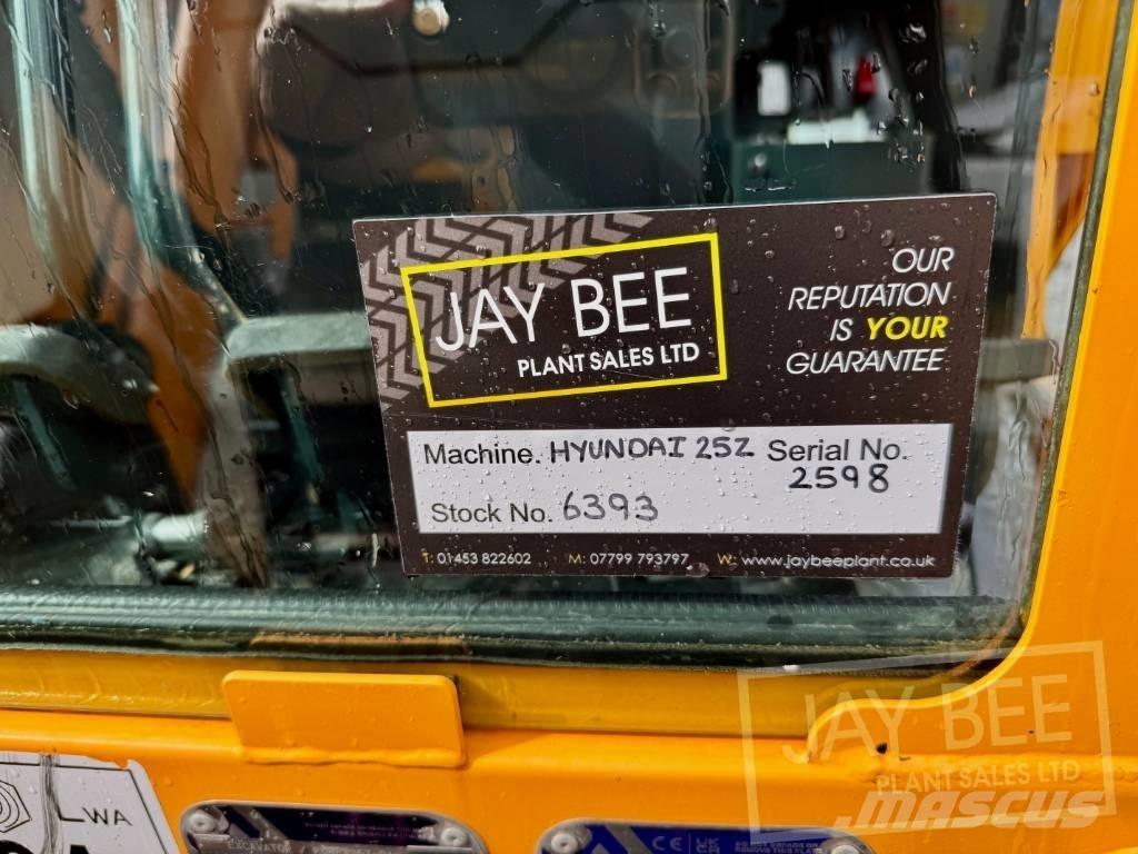 Hyundai R25Z-9 AK Mini Escavadoras <7t