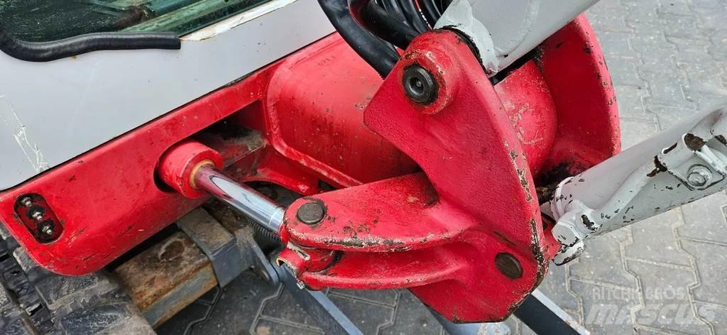Takeuchi TB016 Mini Escavadoras <7t